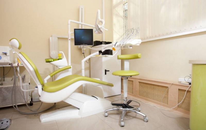 Действующая стоматология на 3 кресла