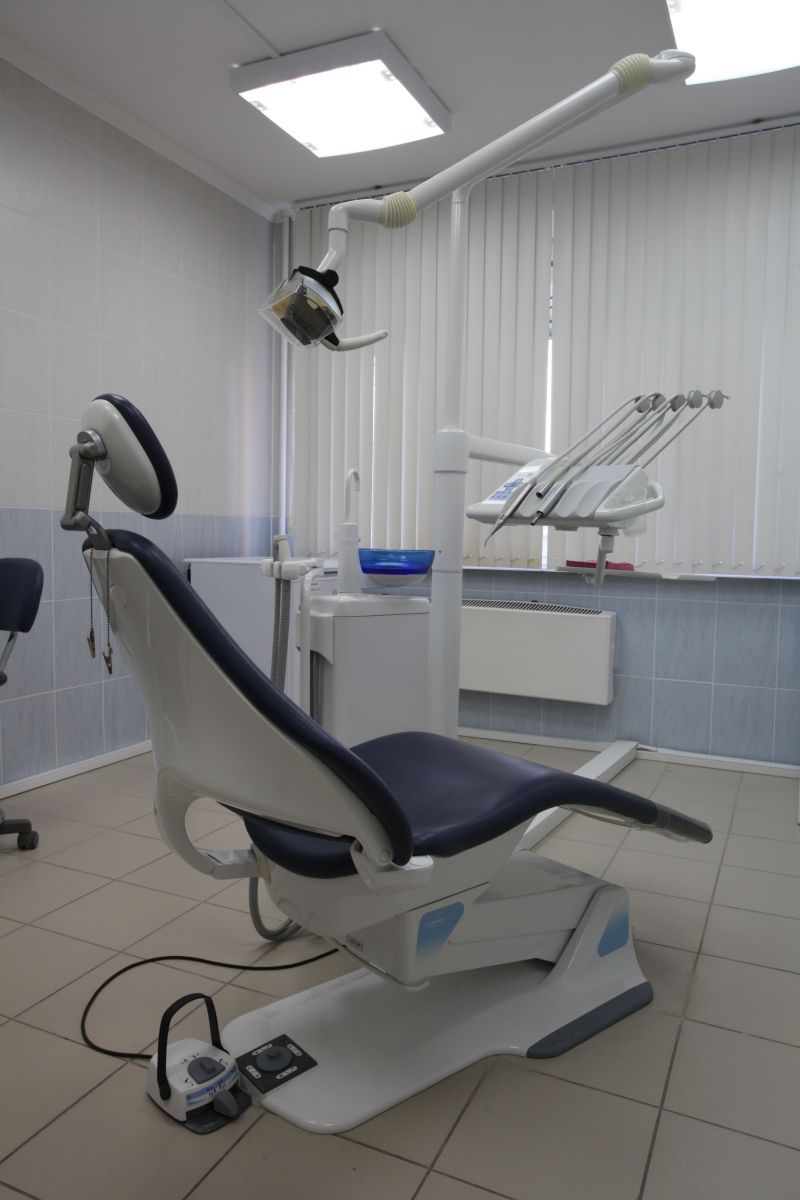 Продам стоматологическую установку Planmeca